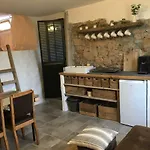 Loft Entre Et Campagne à Tolone