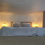 Loft Entre Et Campagne à * Tolone